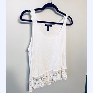 White Tank top with Lace Bottom Detail 💕